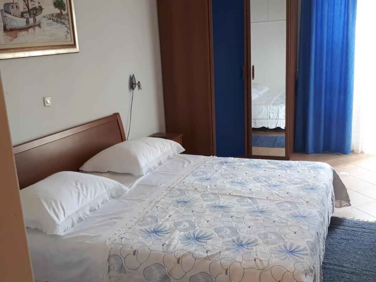 Villa Rosso Baška Voda エクステリア 写真