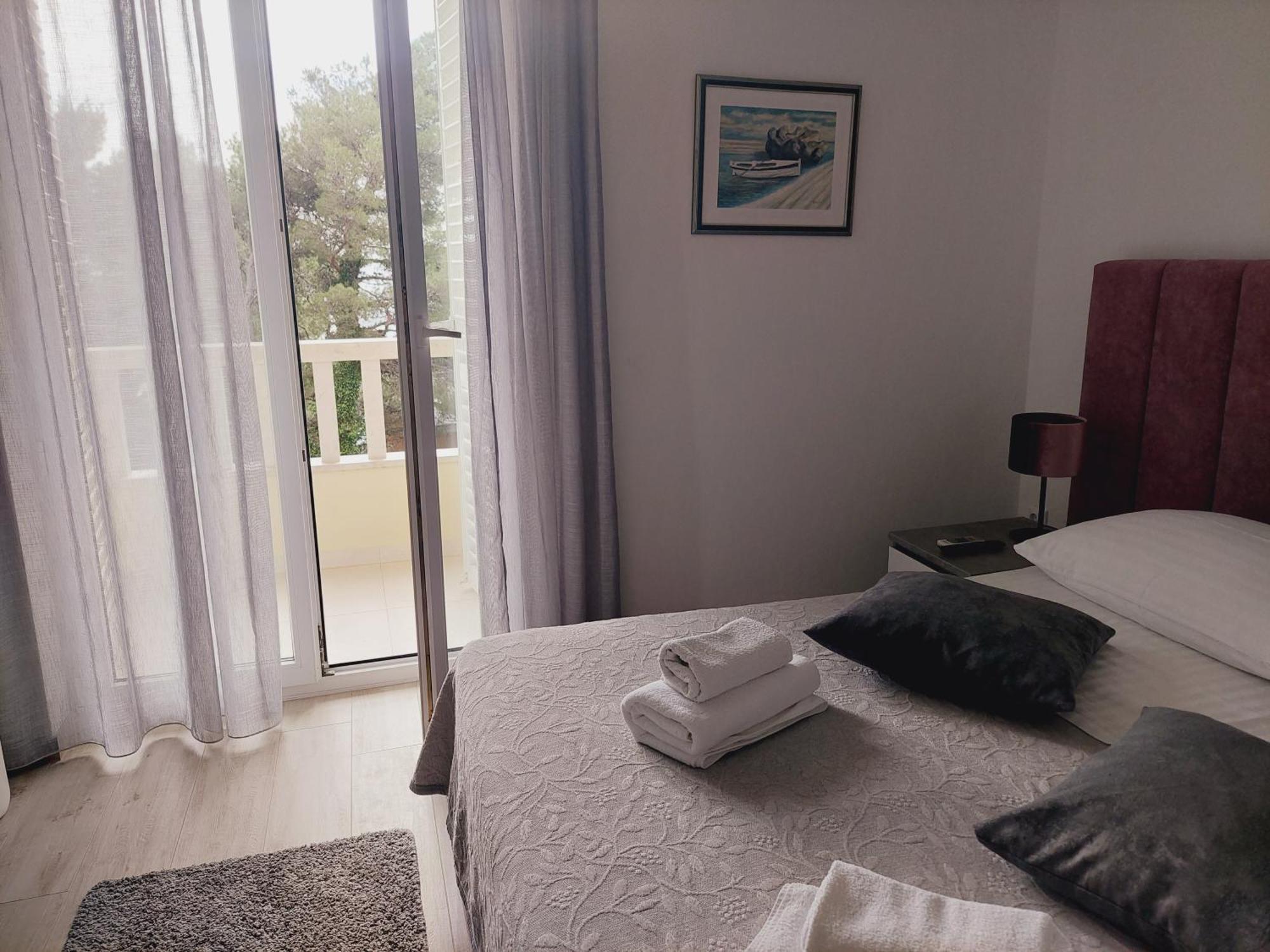 Villa Rosso Baška Voda 部屋 写真