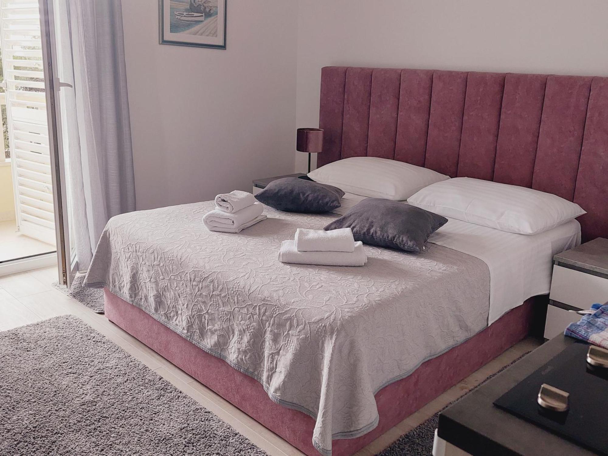 Villa Rosso Baška Voda 部屋 写真